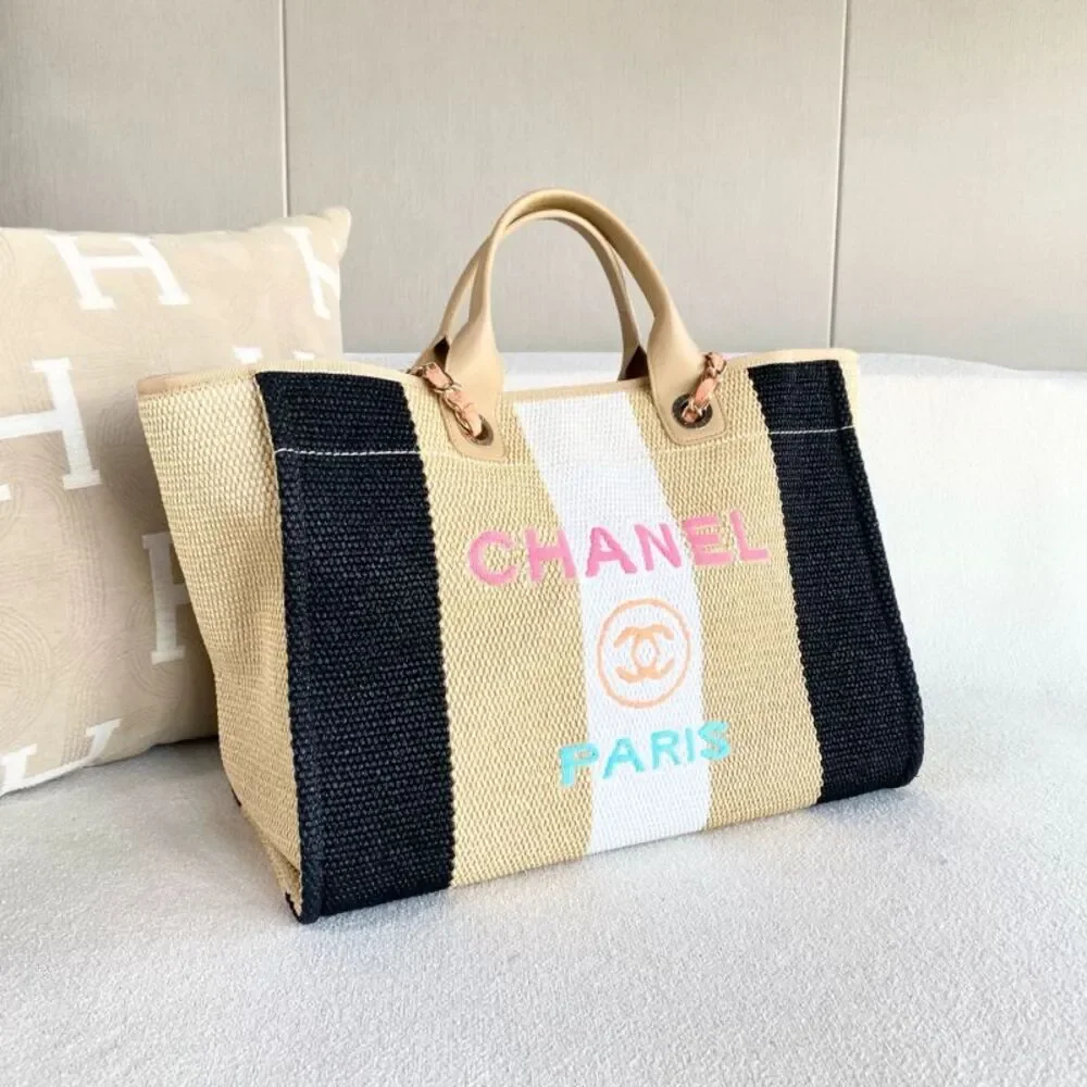 Chanel Women Pre-Loved Bag Very Good Condition